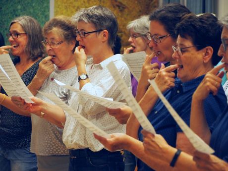 Chorprobe mit Entspannungsbungen