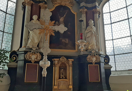 Festtagskreuz in der St. Nikolaus-Kirche in Brugg.