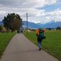 Wandern auf offenem Feld