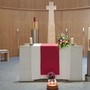 Altar mit Blumen