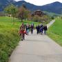 Wandern auf offenem Feld